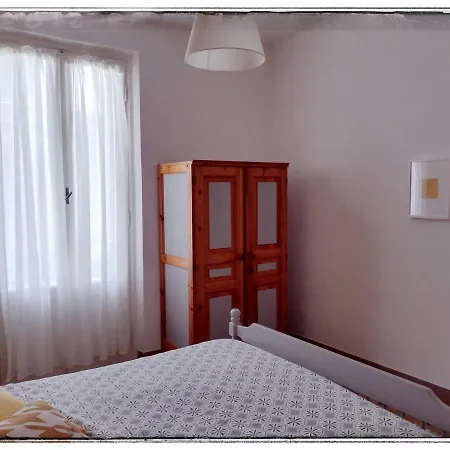 Monilia * 莫内利亚