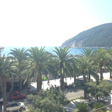 Monilia * Moneglia